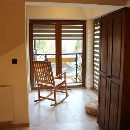 Pod Niedzwiedziem I Apartmán *