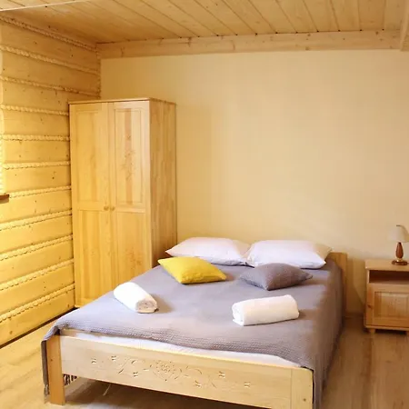 Pod Niedzwiedziem I Lägenhet