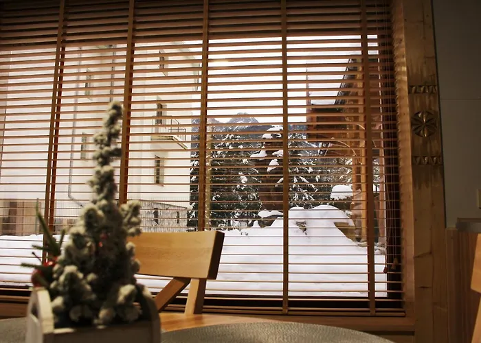 Pod Niedzwiedziem I *